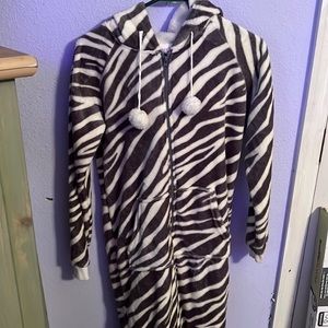 Zebra one piece sleepover pant set. Size medium